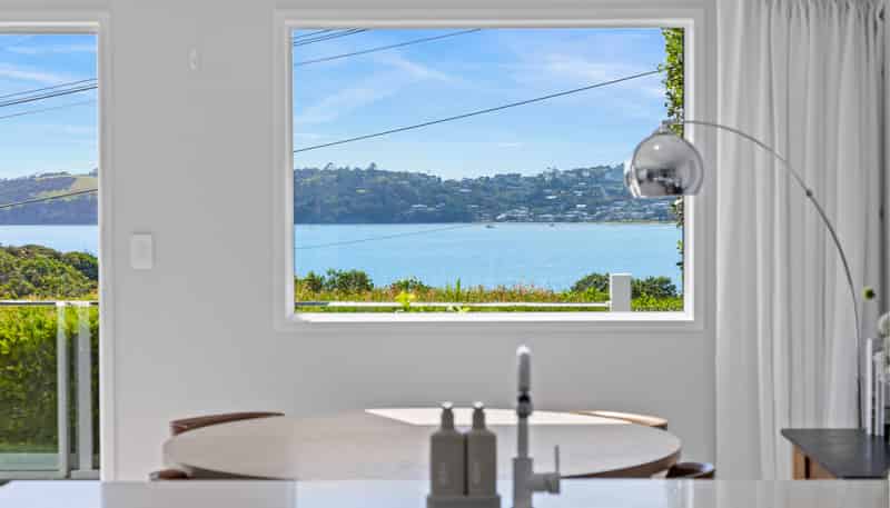 32 Swann Beach Road, Stanmore Bay