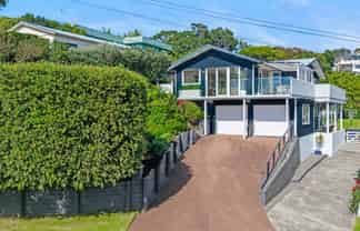 32 Swann Beach Road, Stanmore Bay