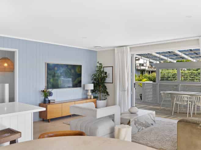 32 Swann Beach Road, Stanmore Bay