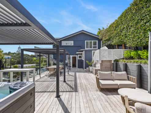 32 Swann Beach Road, Stanmore Bay