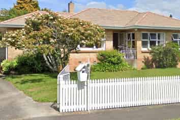 23 Hinton Avenue, Forest Lake