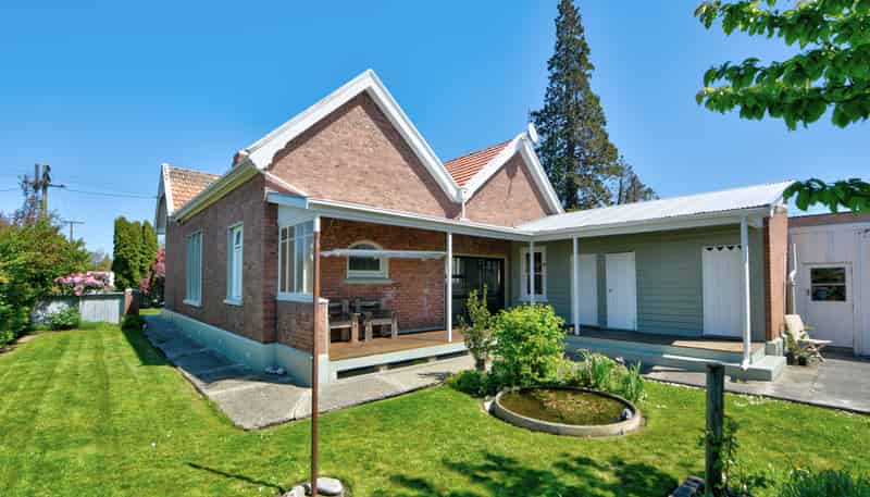 19 Devon Street, Gore