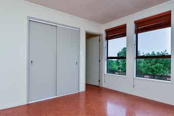 76  Central Park Drive , Henderson