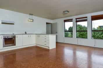 76 Central Park Drive, Henderson