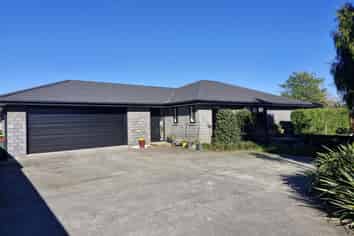 24 Smith St, Lepperton