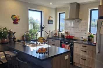 24 Smith St, Lepperton