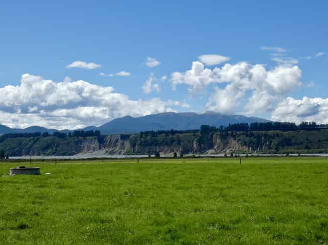 400 Keens Road, Springfield