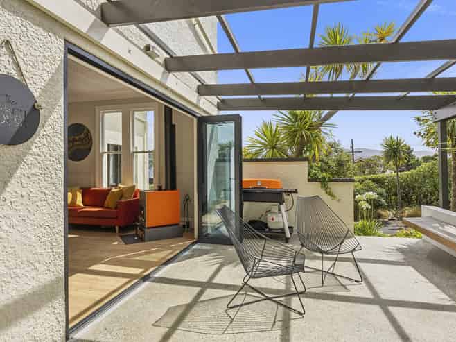 153 Victoria Road, Saint Clair