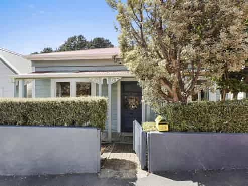 33 Edinburgh Terrace, Berhampore
