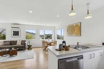 35 Chartwell Drive, Crofton Downs