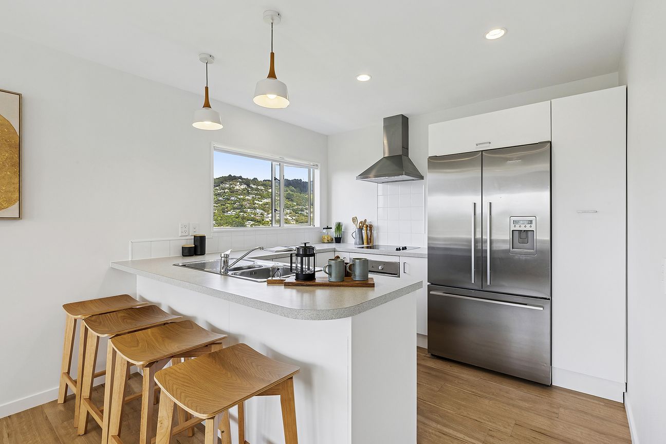 AFFORDABLE LIVING WITH BIG VIEWS! - Aanzicht 4
