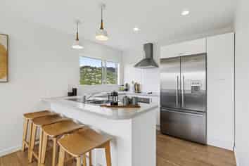 35 Chartwell Drive, Crofton Downs