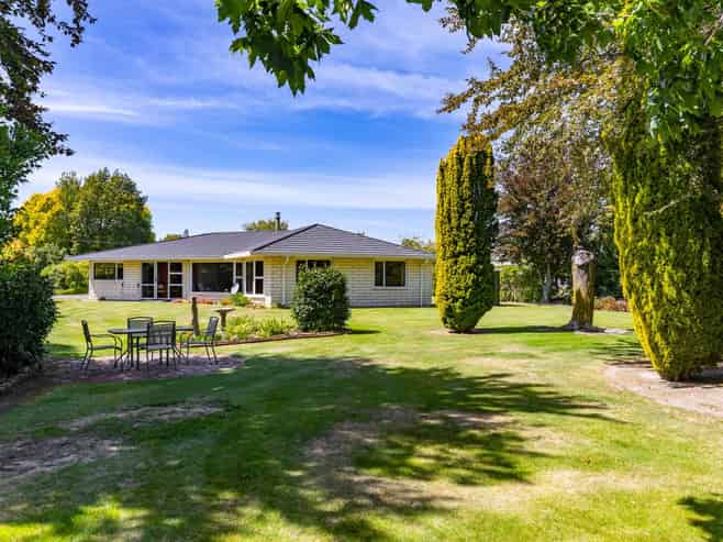 77 Colemans Road, Springlands