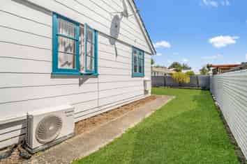 22 Duff Crescent, Highbury