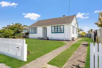 22 Duff Crescent, Highbury