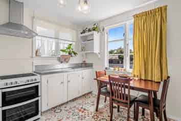 22 Duff Crescent, Highbury