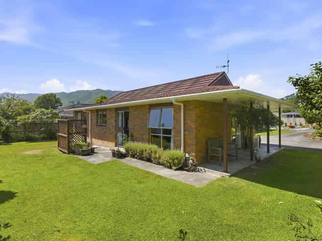 4a Edgewater Street, Waikanae