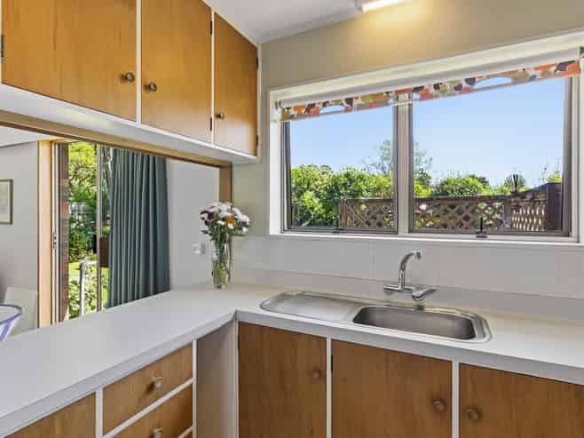 4a Edgewater Street, Waikanae