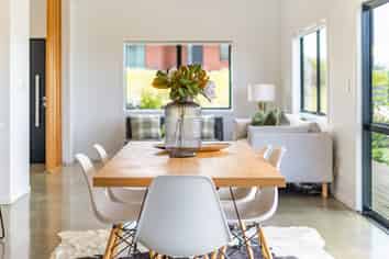 47 Percy Kinsman Crescent, Riverstone Terraces