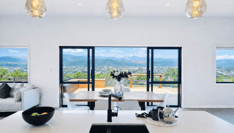 47 Percy Kinsman Crescent, Riverstone Terraces