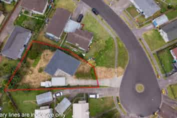 5 De Bloge Place, Clendon Park