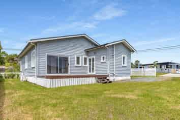 13 Wood Street, Mangawhai Heads