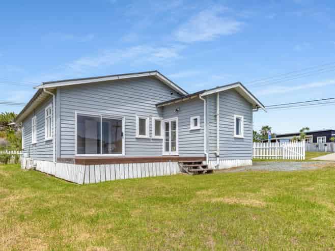 13 Wood Street, Mangawhai Heads