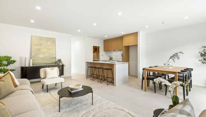 18 Wakaturia Way, Glenfield