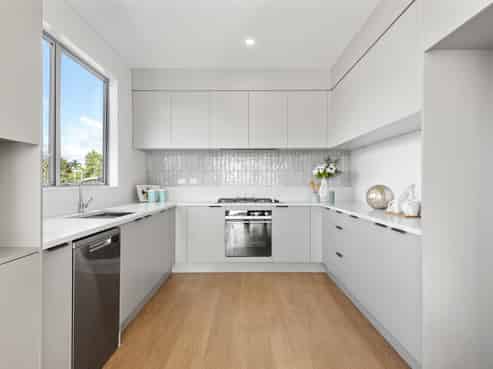 99 Tributary Parade, Karaka