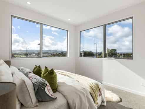 99 Tributary Parade, Karaka