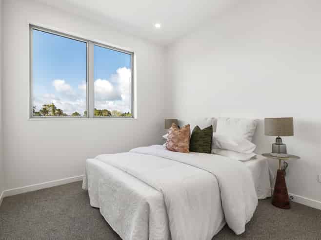 99 Tributary Parade, Karaka