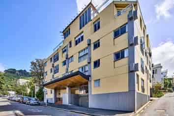 54UG1 Hill Street, Thorndon