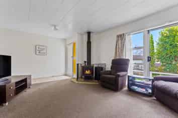 23 Redcrest Avenue, Red Hill