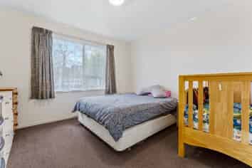 23 Redcrest Avenue, Red Hill