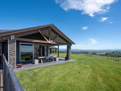 3369 State Highway 50, Maraekakaho