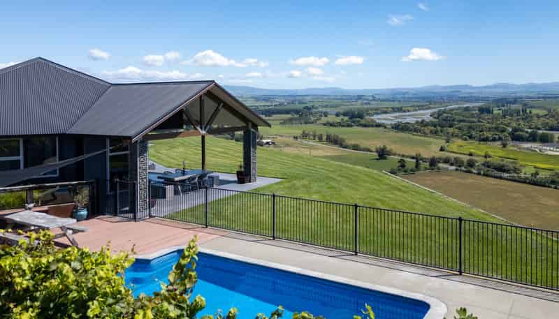 3369 State Highway 50, Maraekakaho