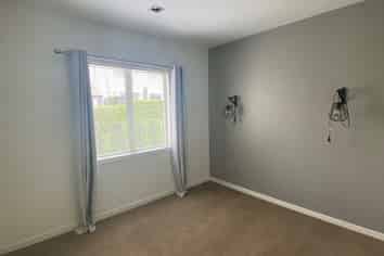 32G Point Ridge Avenue, Albany