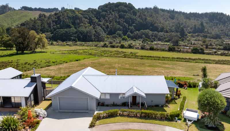 121 Seabreeze Lane, Whangamata