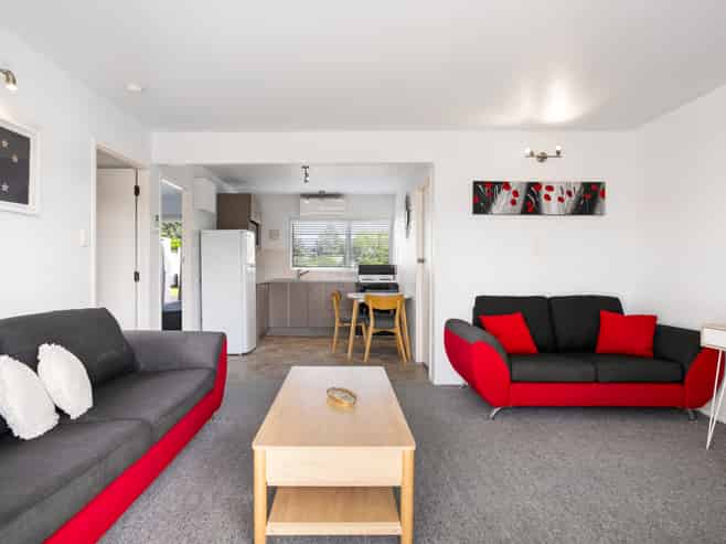 5/415 Port Road, Whangamata