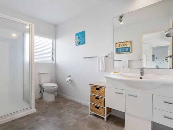 5/415 Port Road, Whangamata