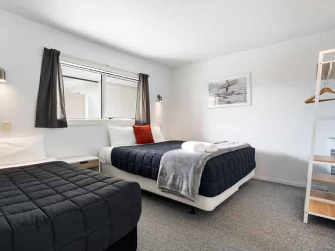 5/415 Port Road, Whangamata