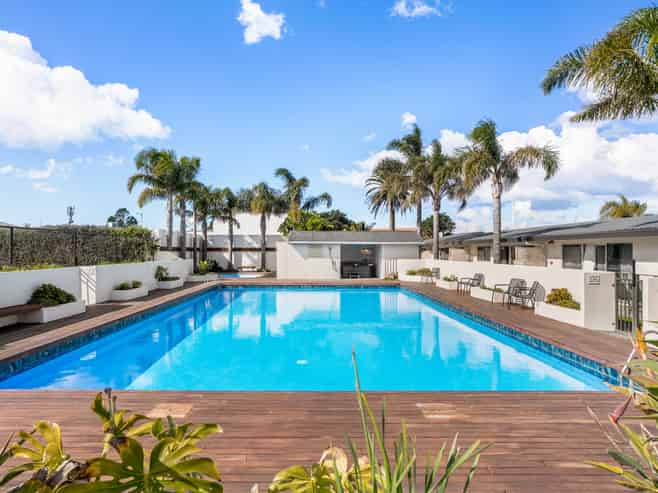 5/415 Port Road, Whangamata
