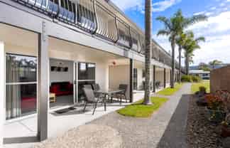 5/415 Port Road, Whangamata