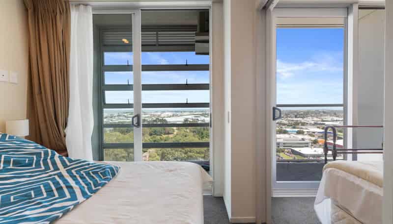 1601/17 Amersham Way, Manukau