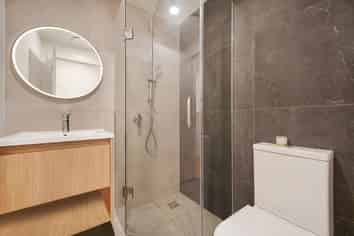 207/8 Meadowbank Road, Meadowbank