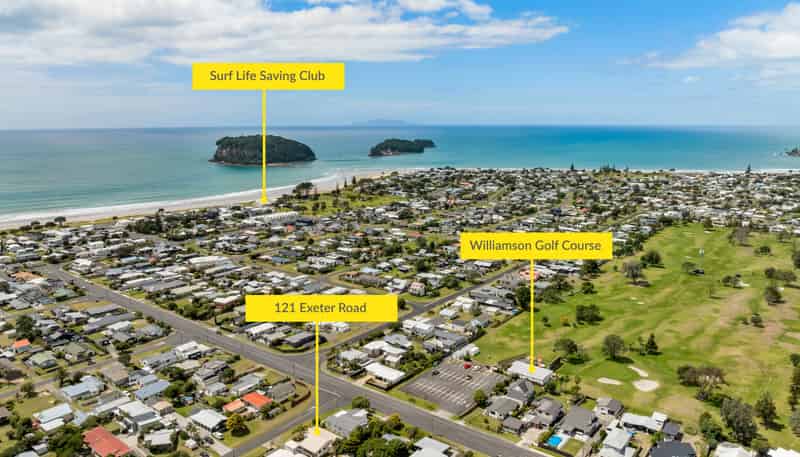 121 Exeter Road, Whangamata