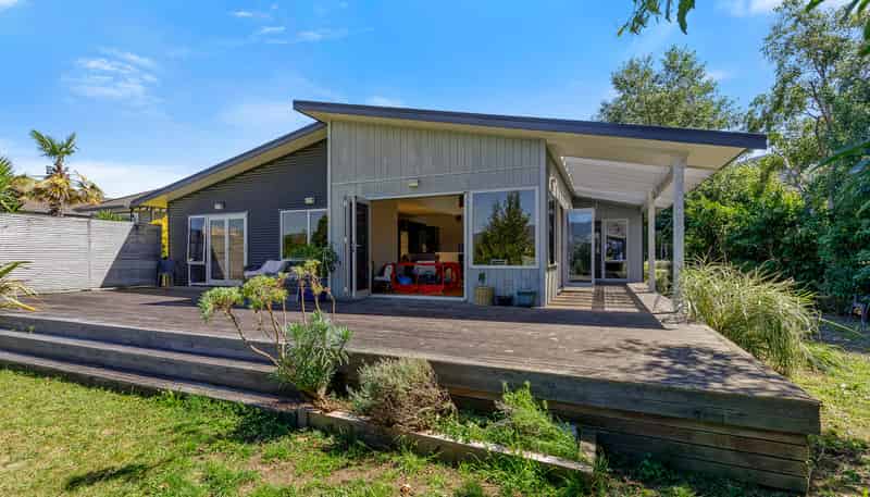 37 Riverstone Drive, Riverstone Terraces