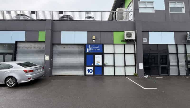 AG10/5 Bouverie Street, Petone