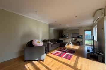 11 Jeffs Road, Flat Bush