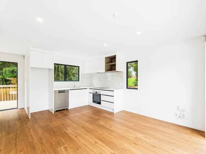 10 F Powell Place, Henderson